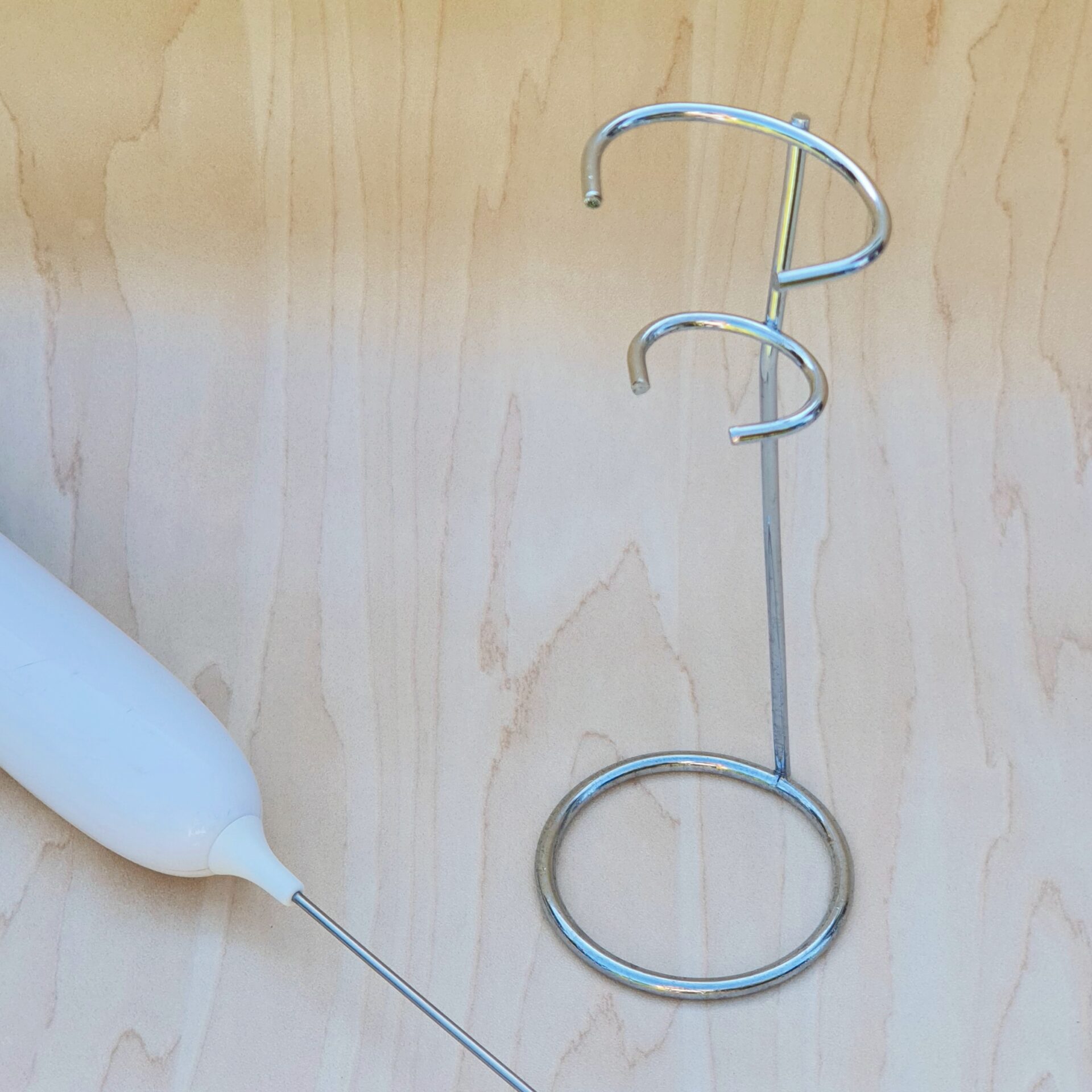support pour mousseur à lait, accessoire de cuisine, ile de la Réunion 974